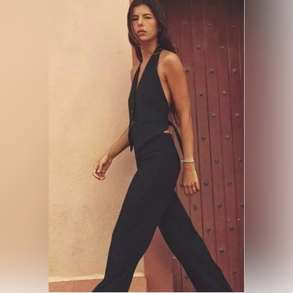 Zara NWOT Open Back Halter Vest Waistcoat Top Black Size M V-Neck Tie Back - Picture 2 of 10